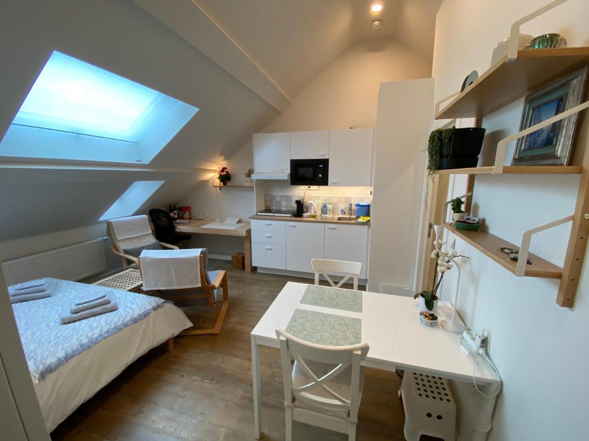Logies-M Comfort Studios Inc Bikes B&B Oostende Eksteriør billede