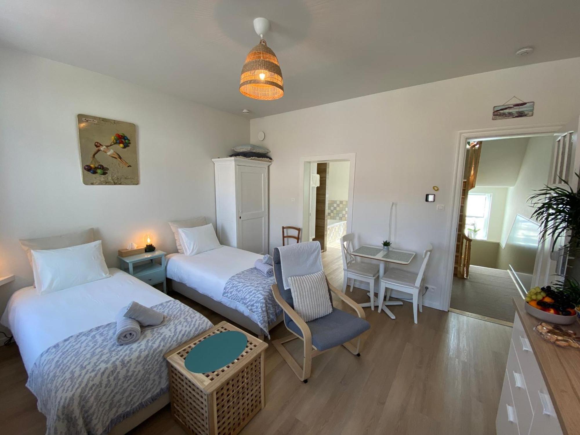 Logies-M Comfort Studios Inc Bikes B&B Oostende Eksteriør billede